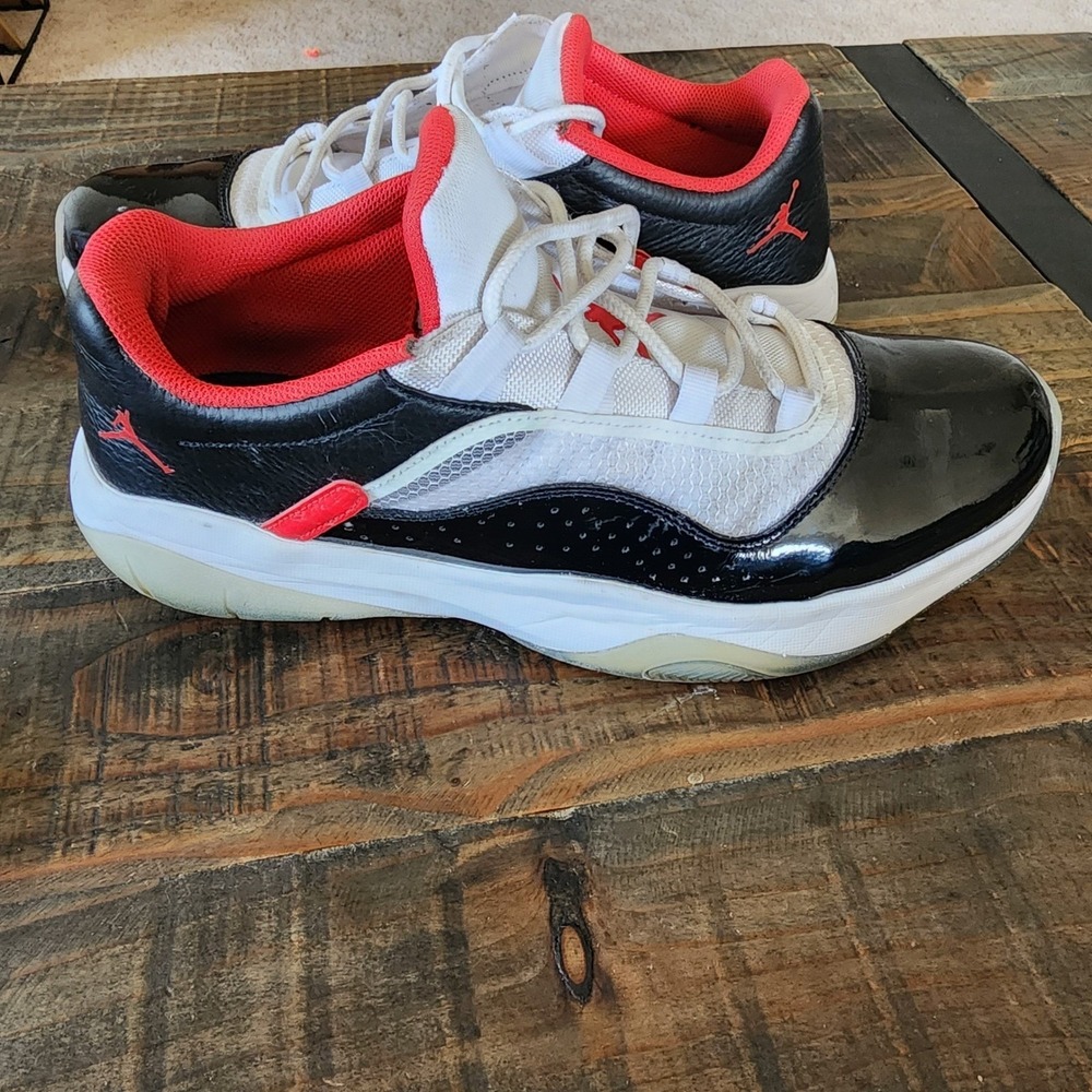 Nike Air Jordan 11 CMFT Low Bred Black White Red Mens Size 12, Streetwear Retro - Picture 9 of 9